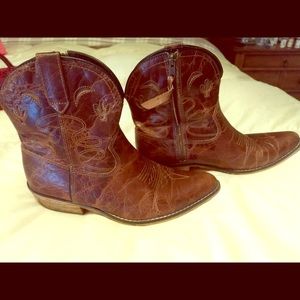 Dingo Willie Cowboy booties